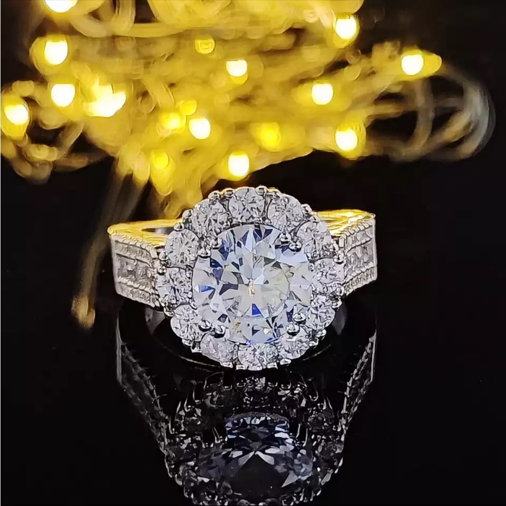 New 925 Silver Round Cut Diamond Ring - Picture 7 of 10